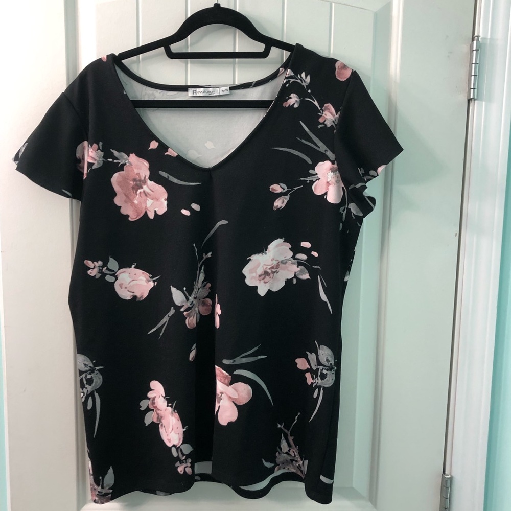 Revolution by ricki’s floral top